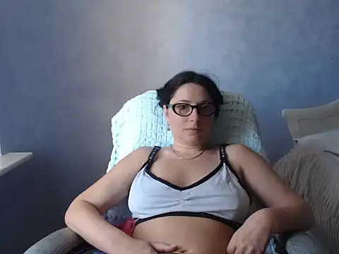 LuckyLisa23 online show from 06/27/26, 09:36