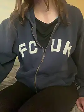 KittieCreme online show from 06/08/26, 11:43