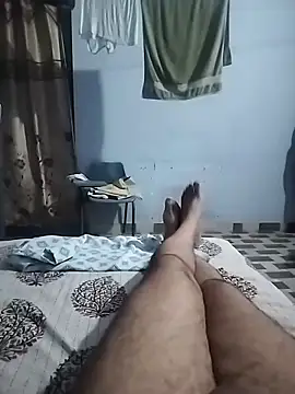 Snapshot of sweetcouplechut chatting on 06/01/26, 05:58 sweetcouplechut online show from 06/01/26, 05:58