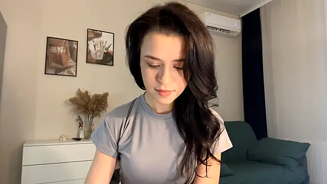 Snapshot of CeredAlum chatting on 11/15/25, 07:05 CeredAlum online show from 11/15/25, 07:05