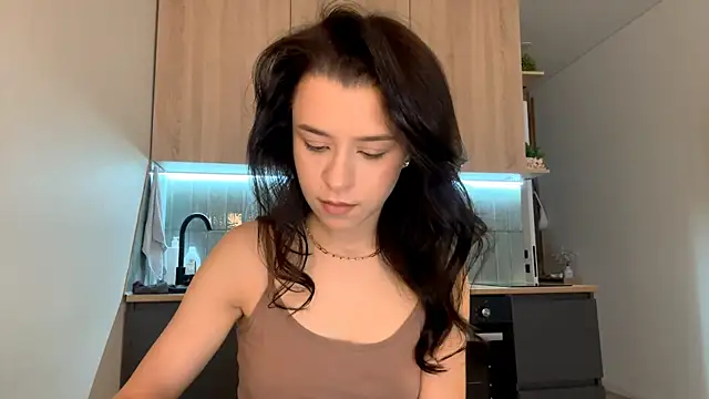 Snapshot of CeredAlum chatting on 12/05/25, 11:08 CeredAlum online show from 12/05/25, 11:08