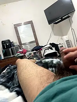 Snapshot of KingFlores chatting on 01/12/26, 05:34 KingFlores online show from 01/12/26, 05:34