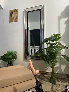 Jxxxa2 online show from 10/18/25, 02:36