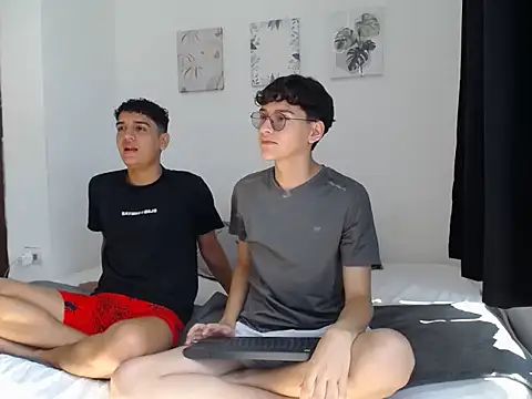 SpritzBoys online show from 10/13/25, 02:06