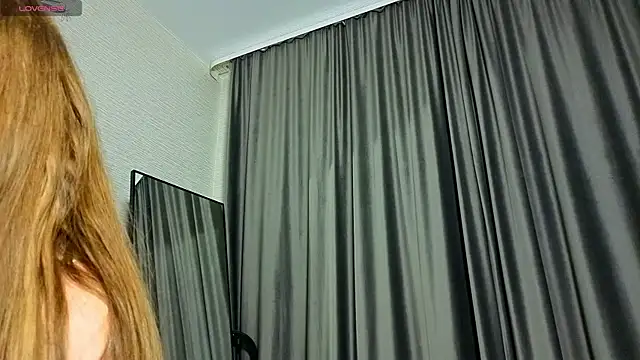 Snapshot of MissPompadure chatting on 01/15/26, 11:41 MissPompadure online show from 01/15/26, 11:41