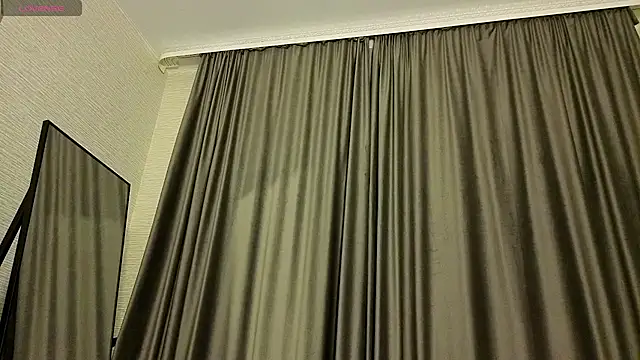 Snapshot of MissPompadure chatting on 03/23/26, 09:08 MissPompadure online show from 03/23/26, 09:08