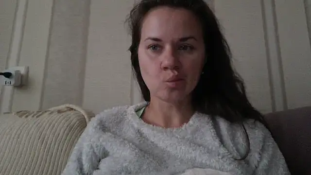 GiaaCaranggi online show from 10/18/25, 10:38