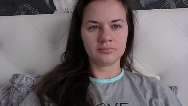 GiaaCaranggi online show from 11/15/25, 07:05