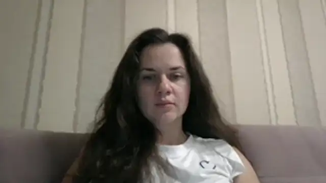 Snapshot of GiaaCaranggi chatting on 01/10/26, 08:21 GiaaCaranggi online show from 01/10/26, 08:21