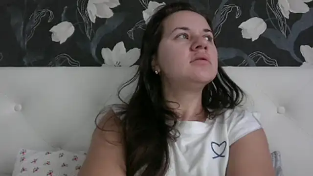 Snapshot of GiaaCaranggi chatting on 01/18/26, 06:39 GiaaCaranggi online show from 01/18/26, 06:39