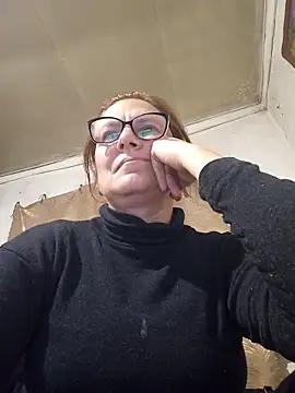 Snapshot of Mary_wey chatting on 10/23/25, 06:50 Mary wey online show from 10/23/25, 06:50
