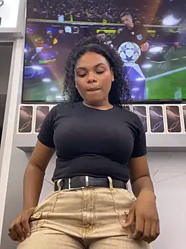 Valerii smithh online show from 11/25/25, 07:58