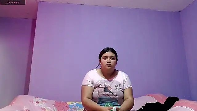 Snapshot of natt-bigass chatting on 02/24/26, 04:05 natt-bigass online show from 02/24/26, 04:05