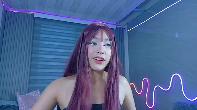 Naaomi cute online show from 11/11/25, 10:21