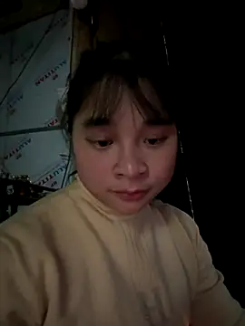 Snapshot of Linh-xxx chatting on 01/07/26, 08:39 Linh-xxx online show from 01/07/26, 08:39