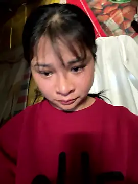 Snapshot of Linh-xxx chatting on 01/18/26, 05:33 Linh-xxx online show from 01/18/26, 05:33