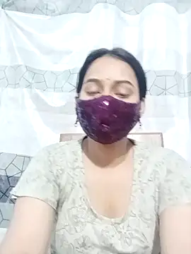 Snapshot of Hot_Baby250 chatting on 11/20/25, 10:15 Hot Baby250 online show from 11/20/25, 10:15