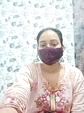 Snapshot of Hot_Baby250 chatting on 01/18/26, 06:23 Hot Baby250 online show from 01/18/26, 06:23