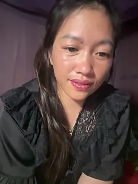 Snapshot of -Paige- chatting on 05/06/26, 02:11 -Paige- online show from 05/06/26, 02:11
