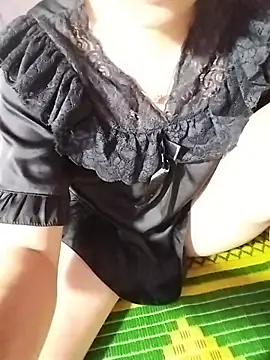 Snapshot of -Paige- chatting on 08/02/26, 04:22 -Paige- online show from 08/02/26, 04:22