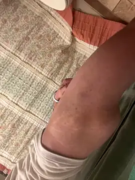 LilCheeky online show from 10/25/25, 06:10