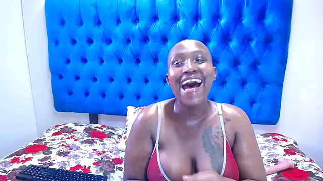 Amberdiamondmmm online show from 11/13/25, 08:02