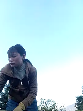 siusiu-00 online show from 11/25/25, 09:20