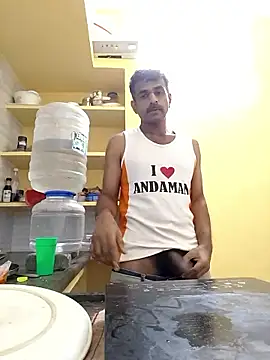 Snapshot of Nudist_Jack chatting on 01/10/26, 01:51 Nudist Jack online show from 01/10/26, 01:51