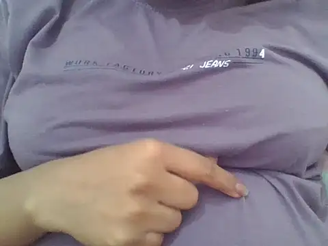 Snapshot of modern_jatti33 chatting on 03/19/26, 05:55 modern jatti33 online show from 03/19/26, 05:55