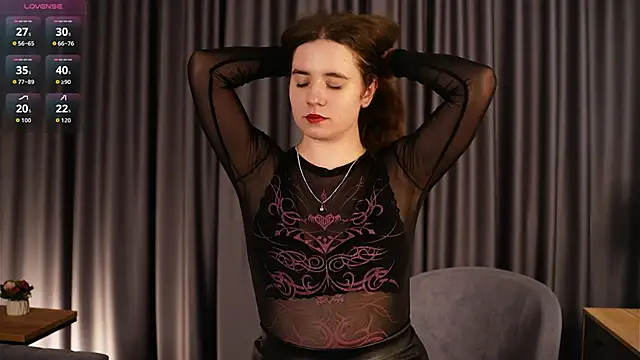 YuriFout online show from 12/21/25, 11:28