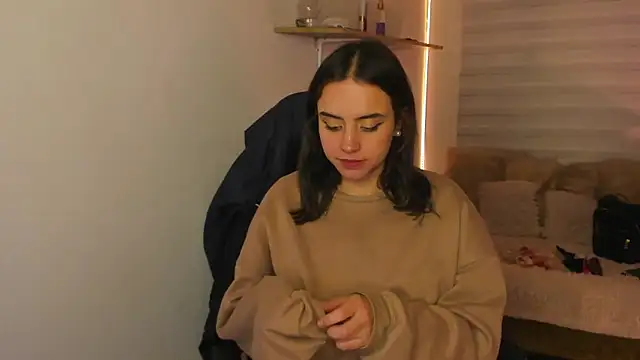 Emily Lindey online show from 10/19/25, 03:29