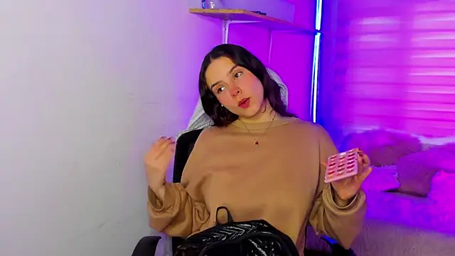 Emily Lindey online show from 11/25/25, 11:32