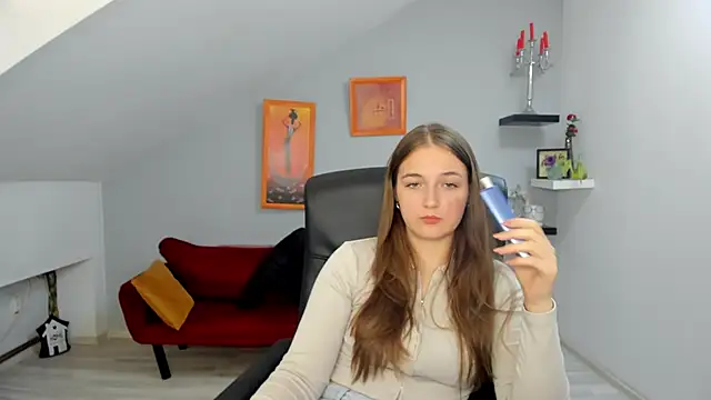 AnneWilsonn online show from 10/15/25, 10:37