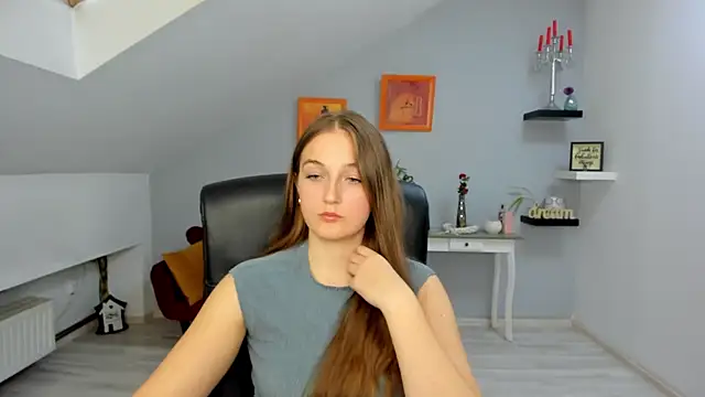 AnneWilsonn online show from 11/04/25, 12:26