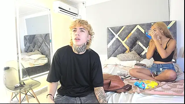 lily and wan online show from 10/15/25, 02:55