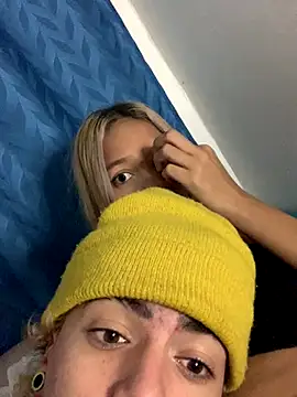 lily and wan online show from 11/14/25, 07:18