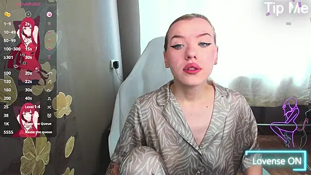 MeganNewCat online show from 05/12/26, 06:54
