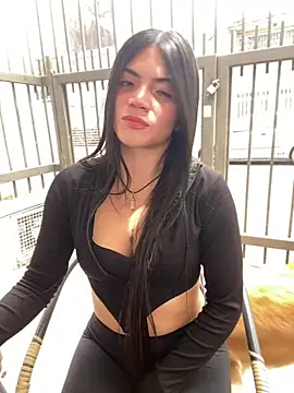 PamelaJonsom  online show from 04/24/26, 03:47
