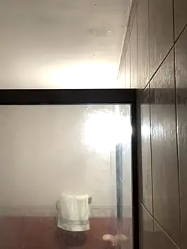 La-Gatiita-trans online show from 11/17/25, 11:10