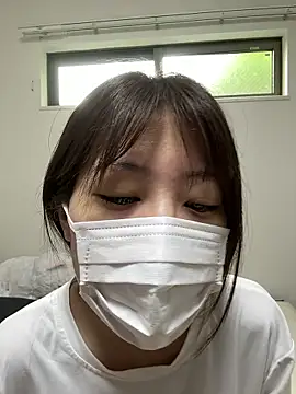 ichika 2  online show from 10/17/25, 11:40