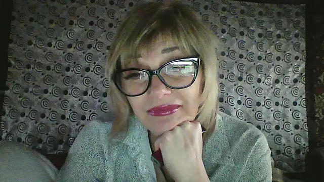 Lia Ray online show from 11/25/25, 08:20