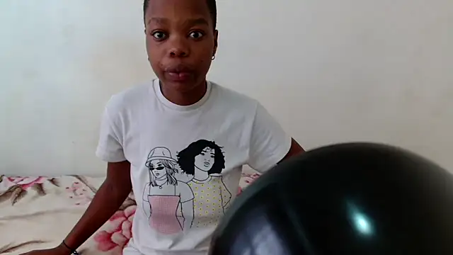 SexyLatoya05 online show from 11/29/25, 05:10