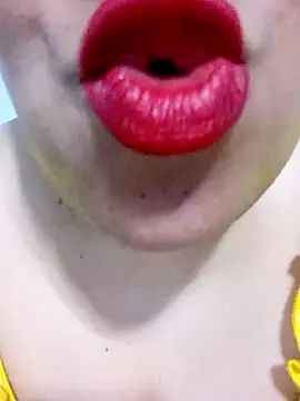 Snapshot of Notila-68 chatting on 03/19/26, 01:20 Notila-68 online show from 03/19/26, 01:20