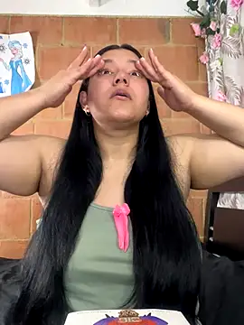 kassandra luxury online show from 10/30/25, 04:36