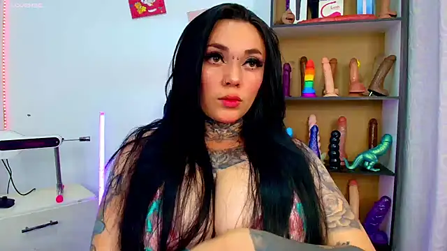 Snapshot of Elisce_cloudd chatting on 04/11/26, 03:00 Elisce cloudd online show from 04/11/26, 03:00