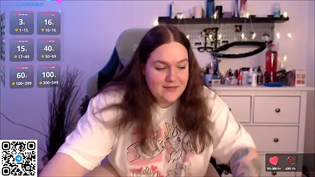 Snapshot of SummerTina chatting on 12/04/24, 06:39 SummerTina online show from 12/04/24, 06:39