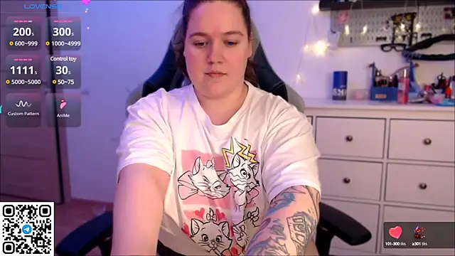 Snapshot of SummerTina chatting on 12/05/24, 07:28 SummerTina online show from 12/05/24, 07:28