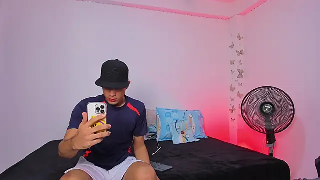 Axel Cody  online show from 11/21/25, 07:56