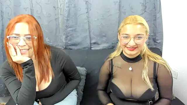 Snapshot of lesb_milf chatting on 02/11/25, 11:54 lesb milf online show from 02/11/25, 11:54