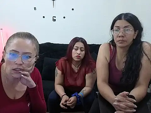 Snapshot of lesb_milf chatting on 05/08/26, 08:14 lesb milf online show from 05/08/26, 08:14